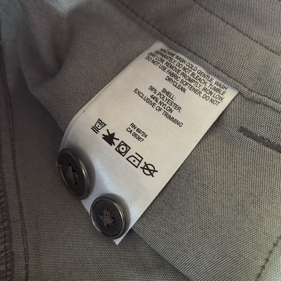 Columbia women’s outdoor Gray Pants - size 14 - great condition - Picture 4 of 8